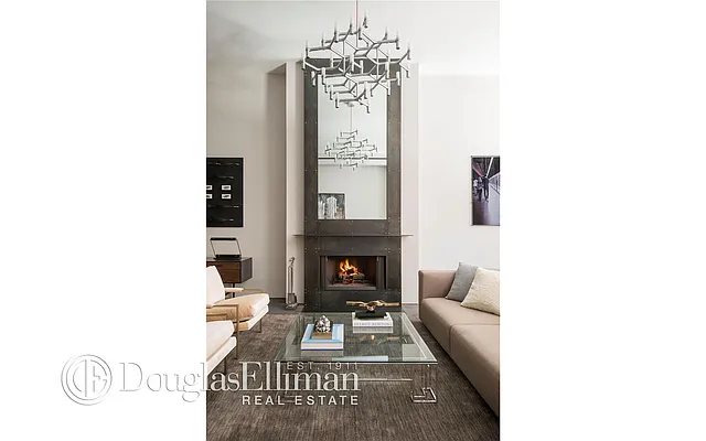 Sold by Douglas Elliman | media 22