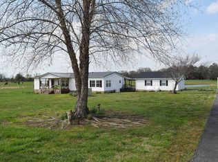 1408 Cherry Corner Rd, Murray, KY 42071