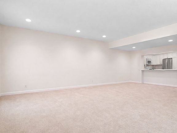 5th image of 4988 Thunder Rd