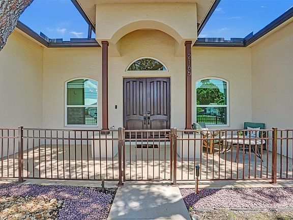 3rd image of 2165 SW Pamona Street