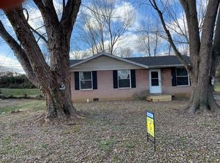 800 Village Ln, Shelbyville, KY 40065