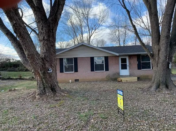 800 Village Ln, Shelbyville, KY 40065