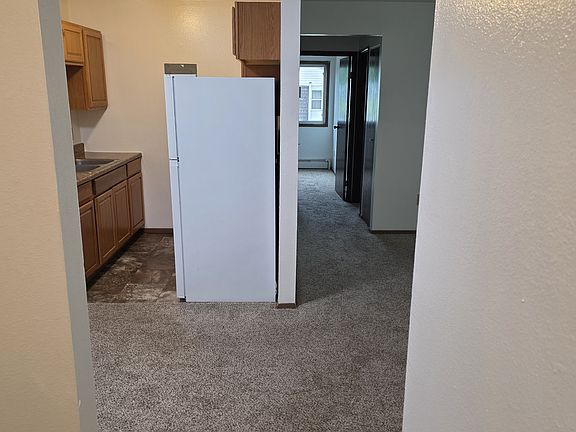 2nd image of 618 Heritage Dr #17
