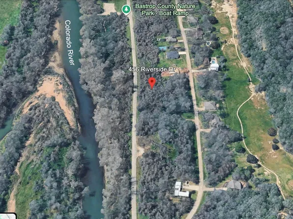 456 Riverside Dr, Bastrop, TX 78602