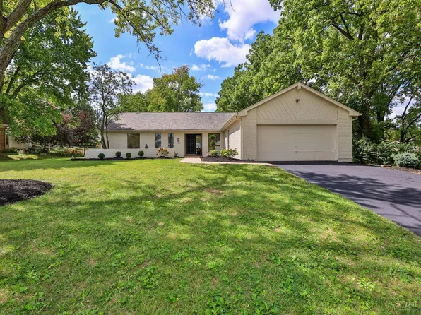 6979 Windwood Dr, West Chester, OH 45241