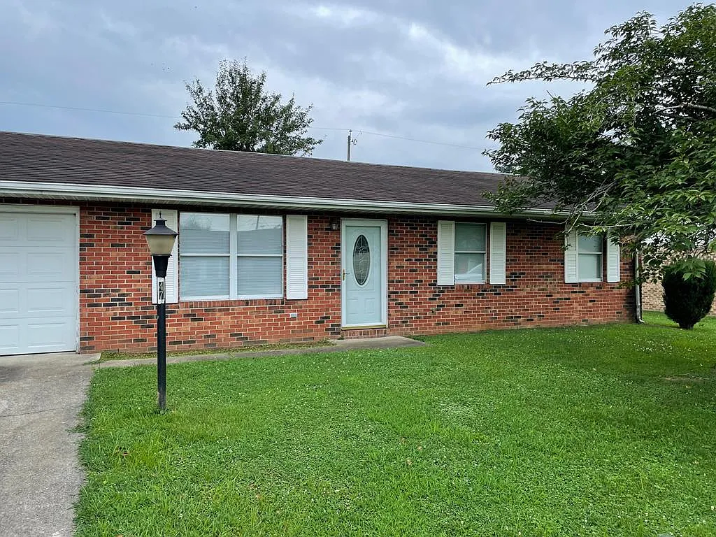 47 Napoleon Ln photo 1