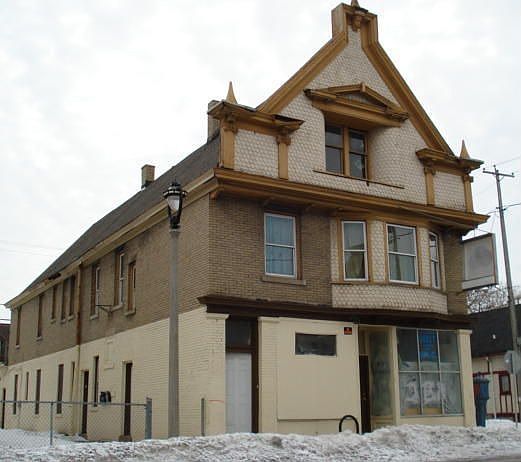 1st image of 1629 W Lincoln Ave