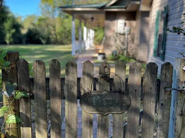 1003 Dudley Rimes Rd, Magnolia, MS 39652