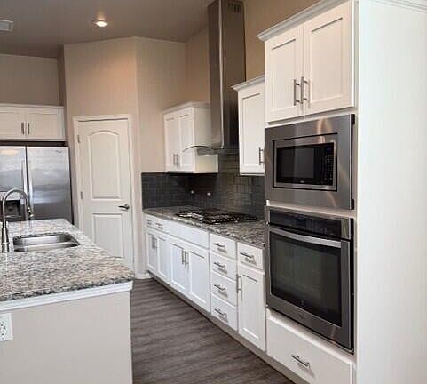 5th image of 12452 Knightsbridge Dr