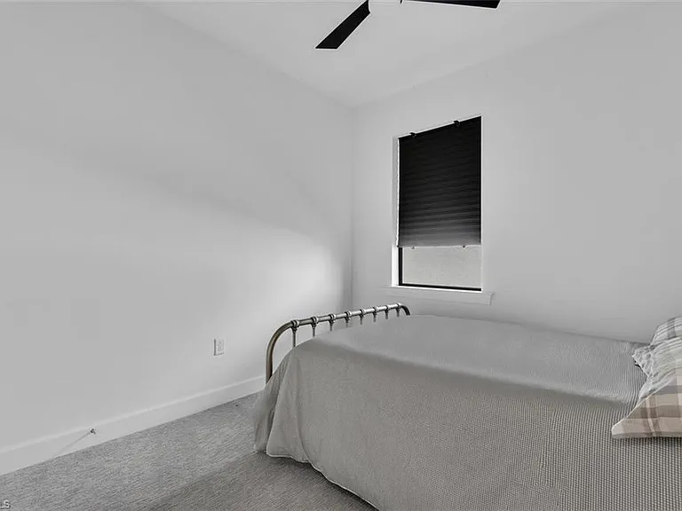 9605 Bexley Dr — Photo 16