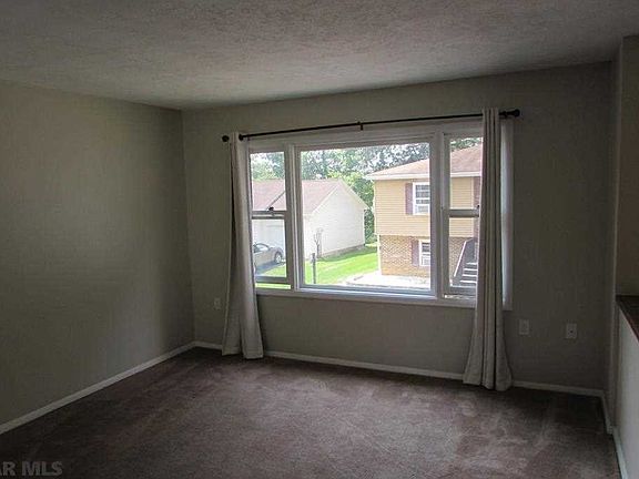 5th image of 103 Fernwood Ct