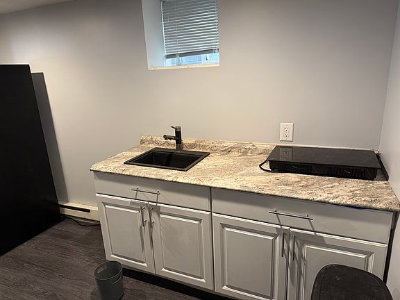 3rd image of 3334 Park Ave