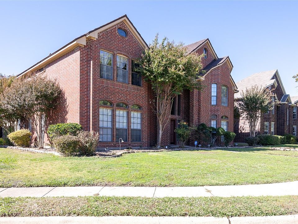 1st image of 918 Blackstone Dr