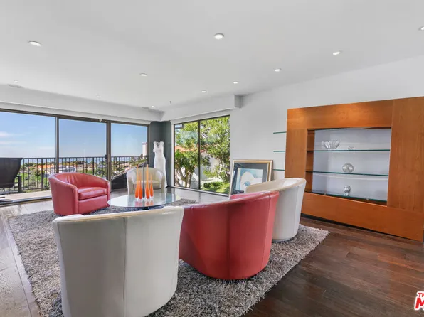 29 Ocean Crest Ct, Rancho Palos Verdes, CA 90275