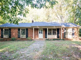 4208 Barrett Dr, Archdale, NC 27263