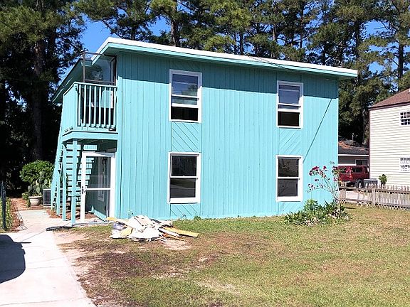 2nd image of 705 22nd Ave S APT B