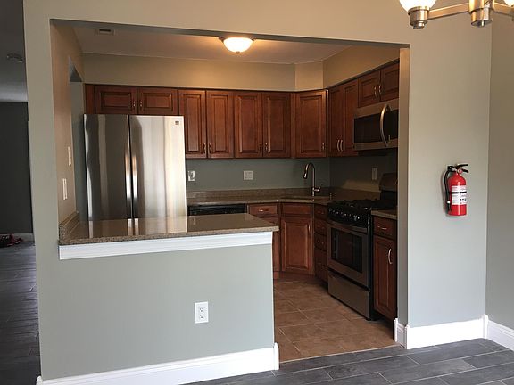 4th image of 355 Brookdale Blvd