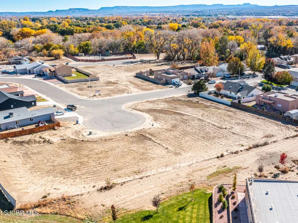 1031 Valley View Dr, Bloomfield, NM 87413
