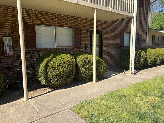 3rd image of 130 S Estes Dr APT J8