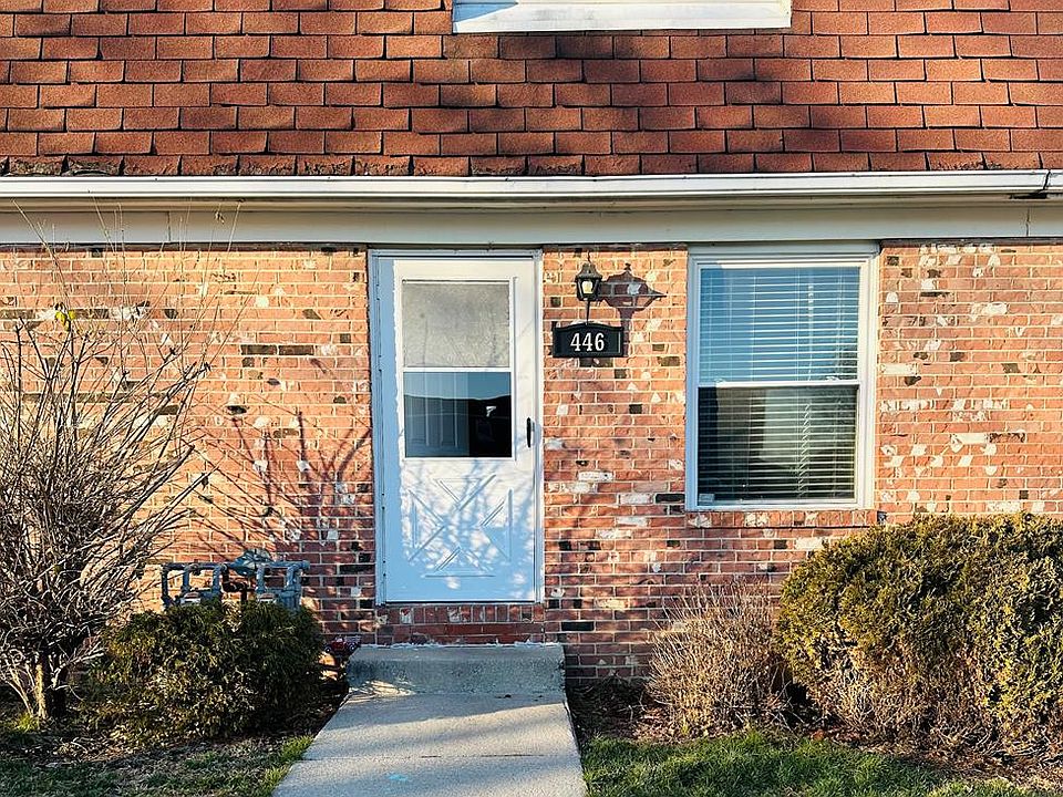 1st image of 446 Heritage Cir