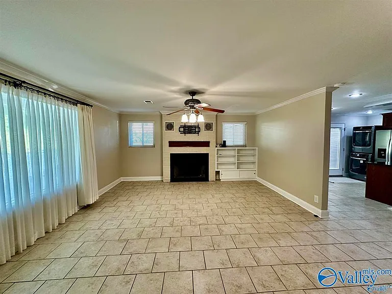 8613 Camille St — Photo 3