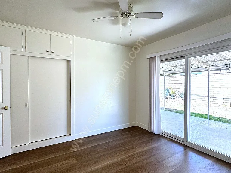 2422 Mariposa St — Photo 17