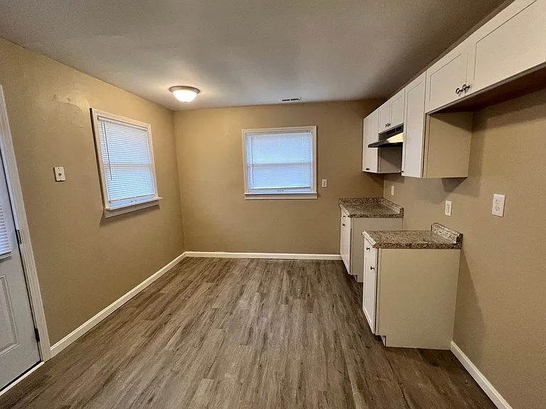 6115 Red Spruce Dr — Photo 4