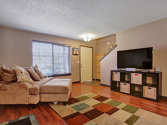 3rd image of 1185 SE 72nd Ave