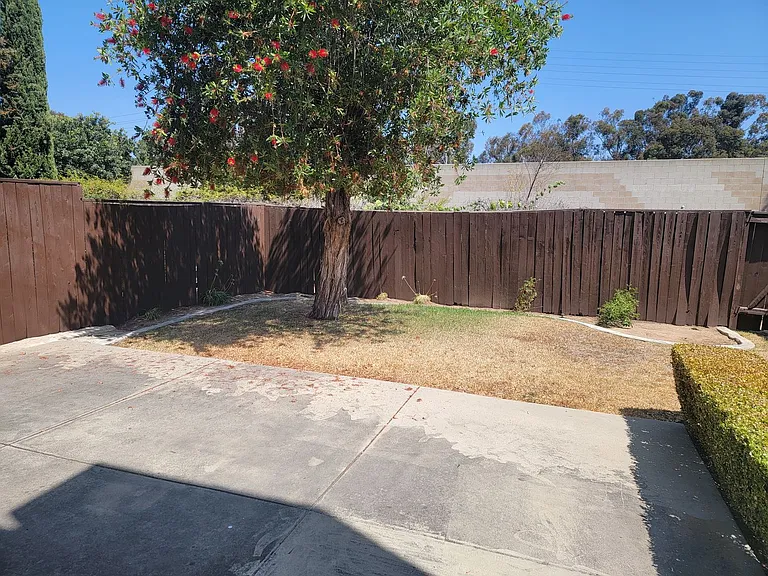 32 Queens Wreath Way — Photo 20