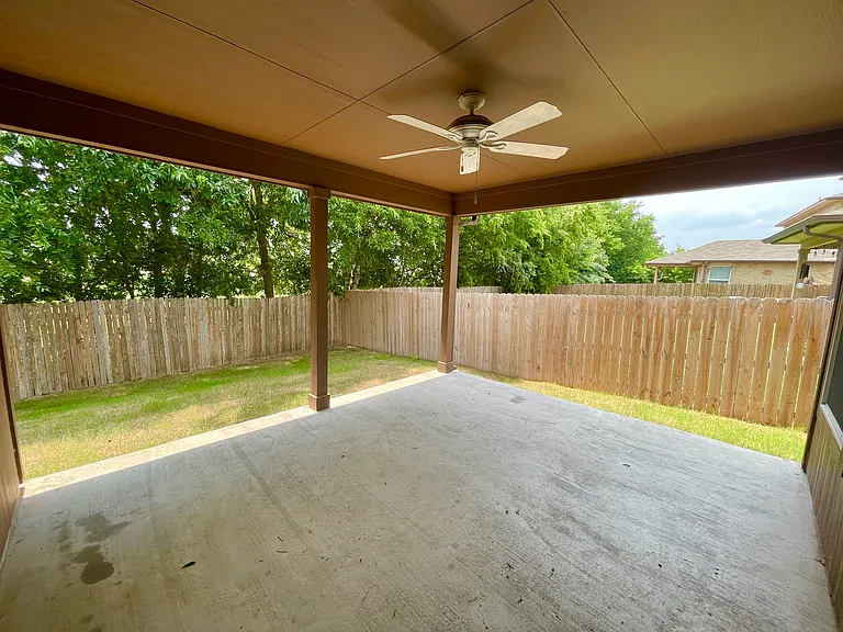 411 Purple Martin Ave — Photo 20