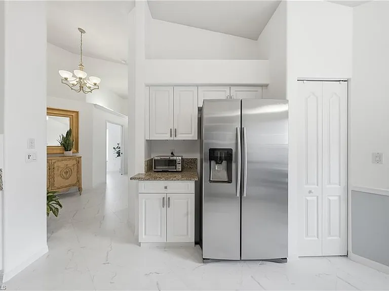 8018 Tauren Ct — Photo 12