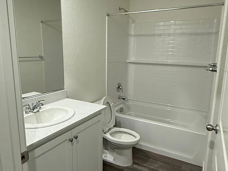18530 Inland Passage Way — Photo 26
