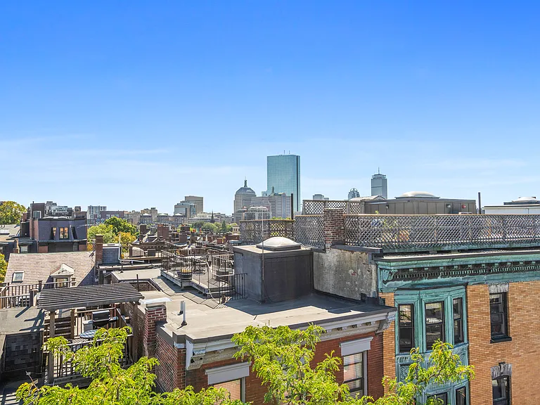 48 Revere St #3 — Photo 11