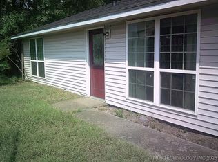 323 E Layton St, Chelsea, OK 74016