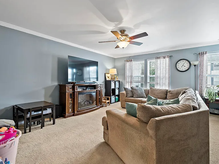 Living Room Pic 2