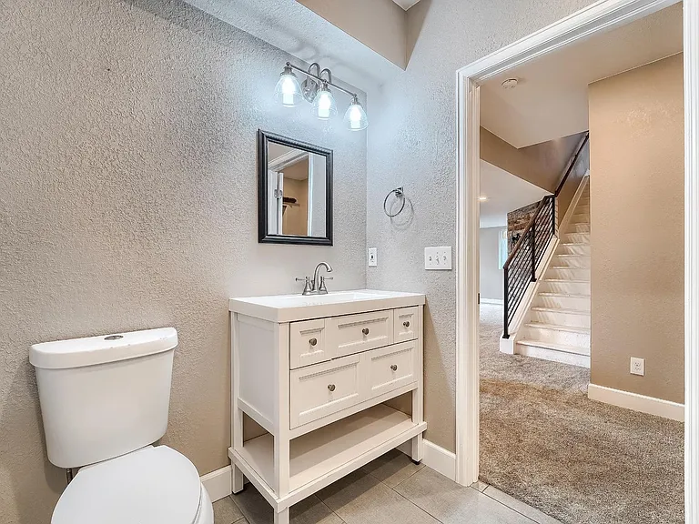 17122 Melody Dr — Photo 57