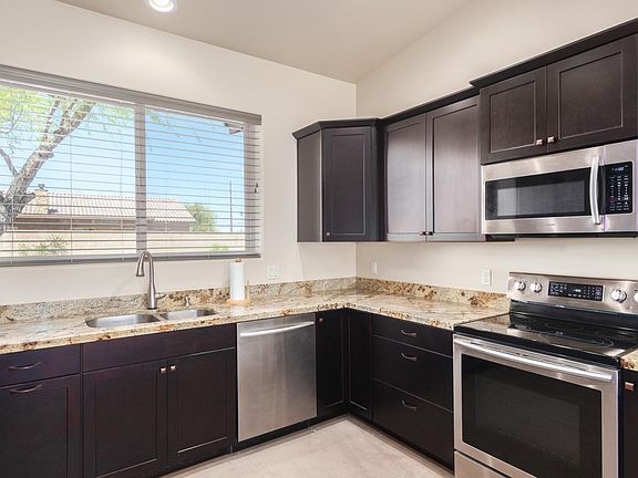 4th image of 3745 W Turkey Ln