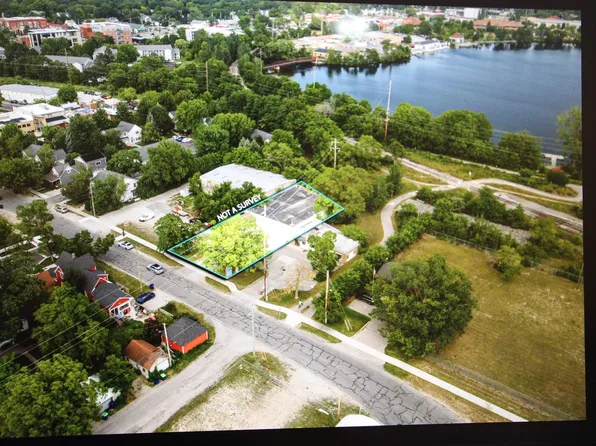 807 Lake Ave, Traverse City, MI 49684