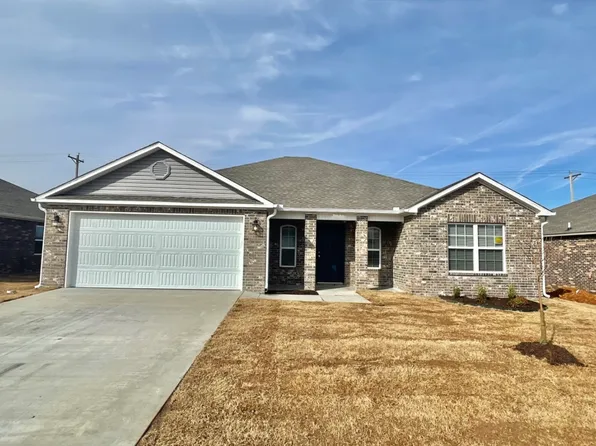 6804 SW Chalkstone Rd, Bentonville, AR 72713