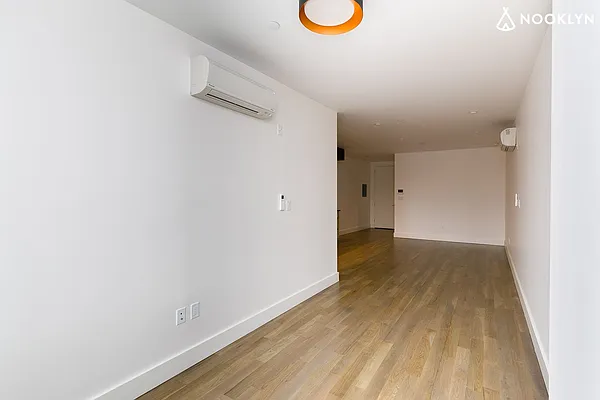 Rented by Nooklyn NYC LLC | media 6