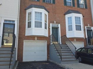 93 Perez Dr, Newark, NJ