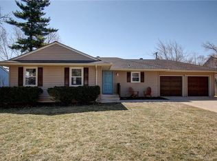 2123 W 74th Ter, Prairie Village, KS 66208