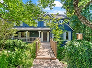 10670 NW La Cassel Crest Ln, Portland, OR