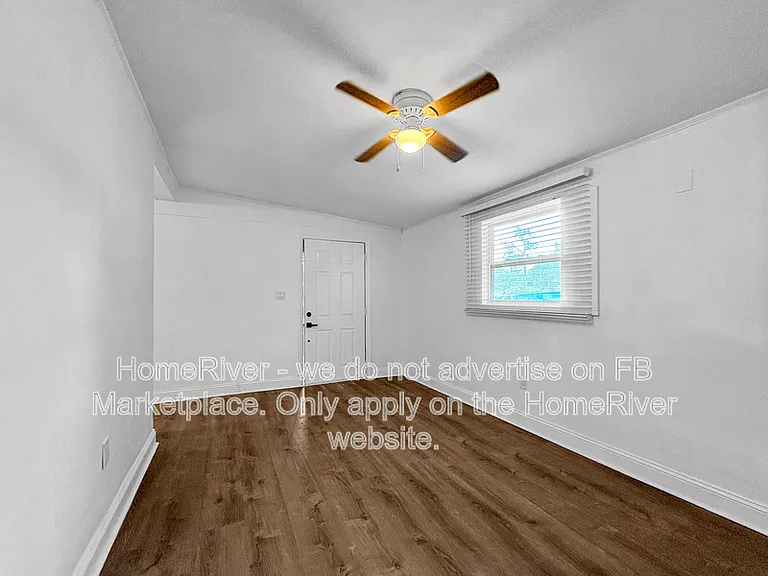 1942 Brookview Dr S — Photo 6