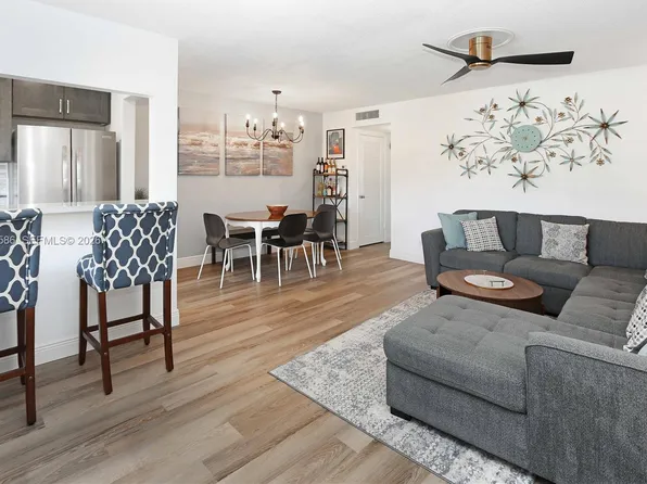 5300 Washington St APT E207, Hollywood, FL 33021