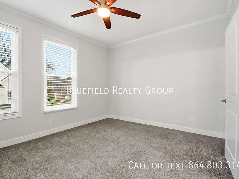 1 Edge Ct #B — Photo 15