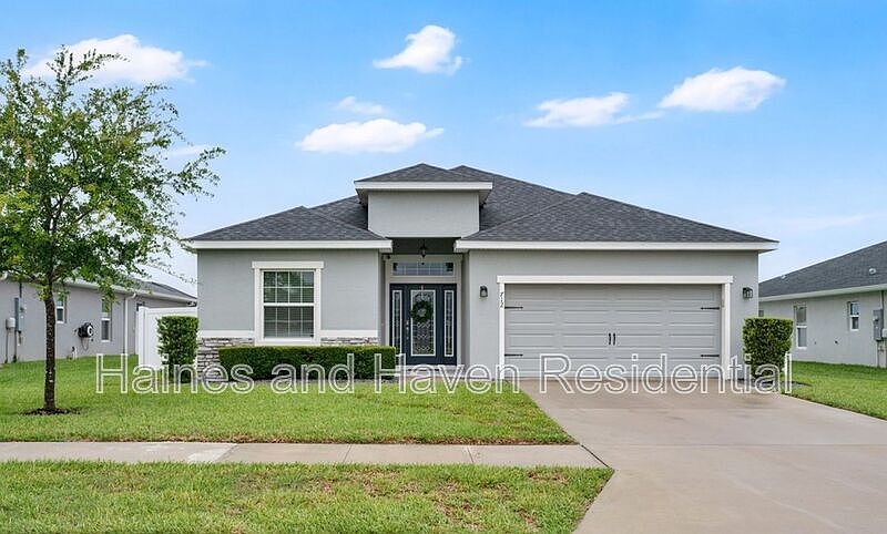 1st image of 712 Daphne Dr