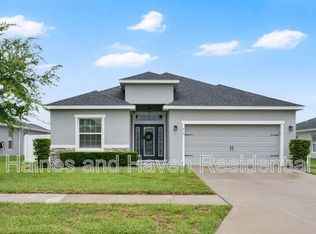 712 Daphne Dr, Polk City, FL 33868