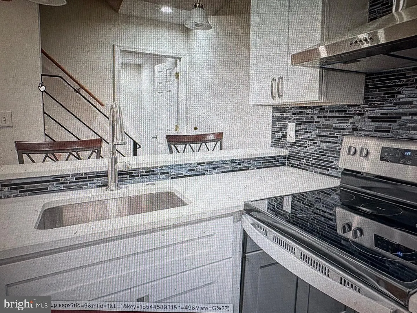 3 bed, 1410 sqft, $2,200 — Photo 4