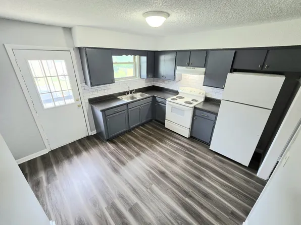 3728 Village Trl, Nashville, TN 37207